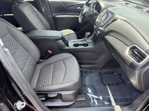 Used 2020 Chevrolet Equinox LT FWD image 15