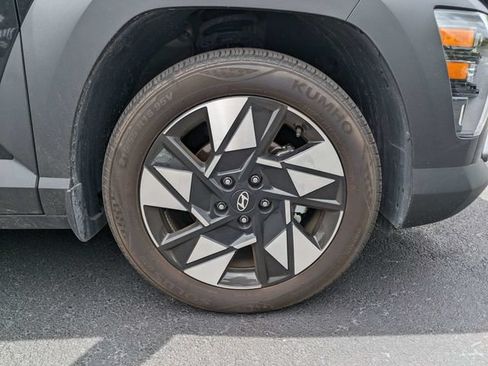 Certified 2025 Hyundai Kona SEL FWD image 11