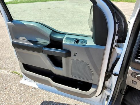 Used 2017 Ford F150 XL w/ XL Power Equipment Group image 12