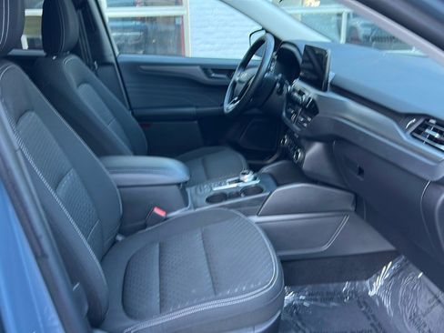Used 2023 Ford Escape Active image 10