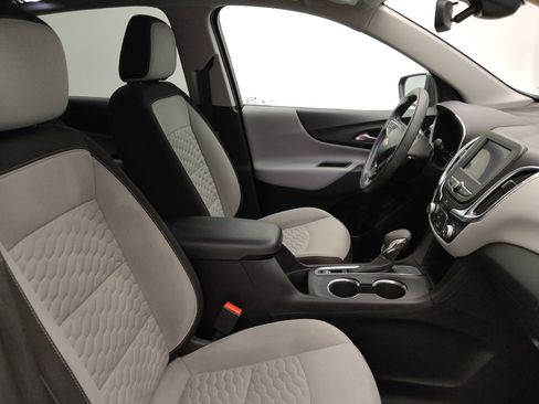 Used 2021 Chevrolet Equinox LT FWD image 21