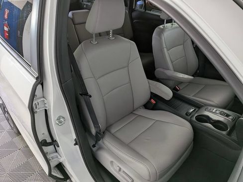 Certified 2023 Honda Passport EX-L image 32