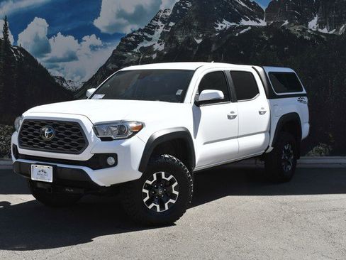 Used 2022 Toyota Tacoma TRD Off-Road image 6
