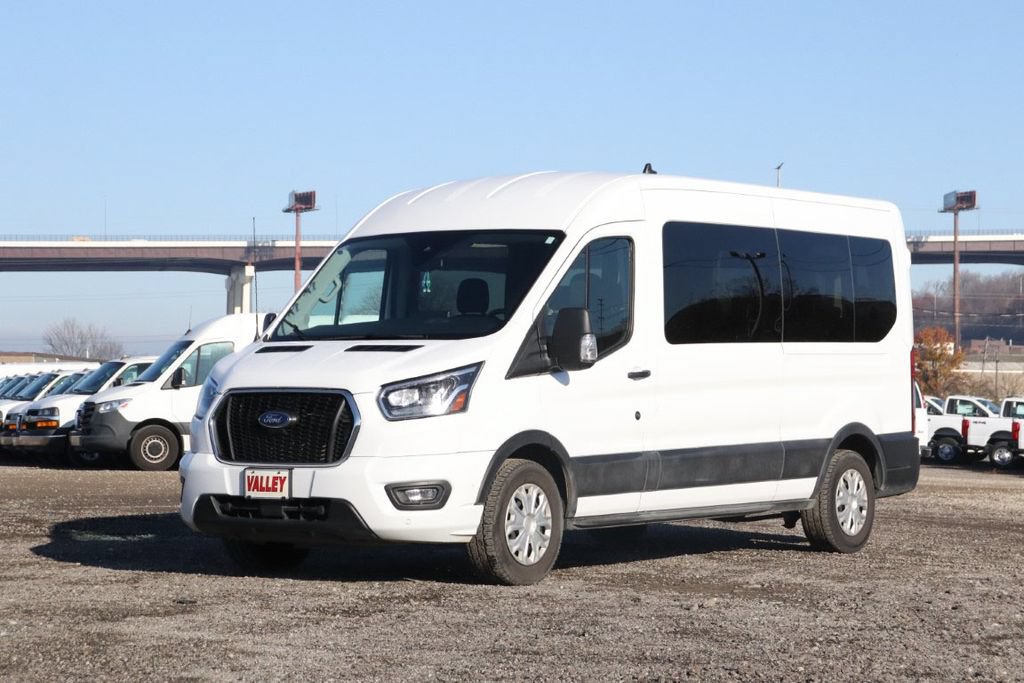 Used 2023 Ford Transit 350 XLT RWD image 3
