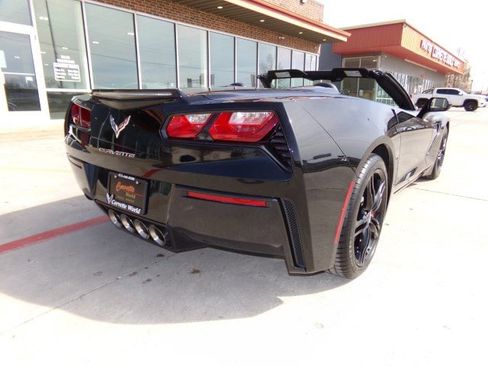 Used 2017 Chevrolet Corvette Stingray Convertible w/ 2LT Preferred Equipment Group image 5