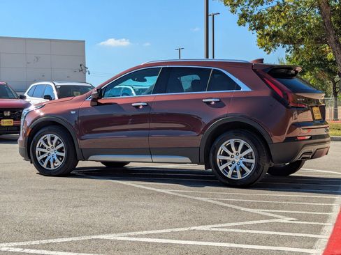 Used 2023 Cadillac XT4 Premium Luxury image 6
