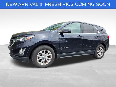 Used 2020 Chevrolet Equinox LT image 2