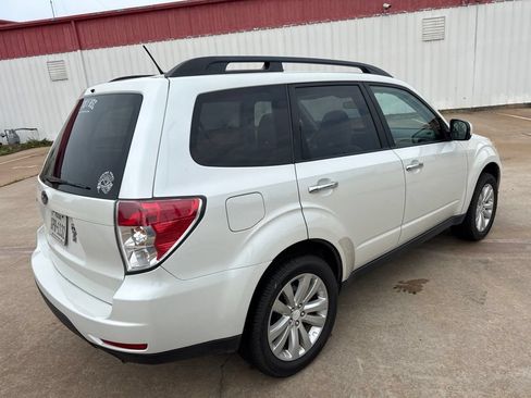 Used 2012 Subaru Forester 2.5X Premium AWD/4WD image 5