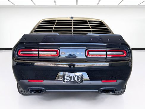 Used 2018 Dodge Challenger R/T Scat Pack image 5