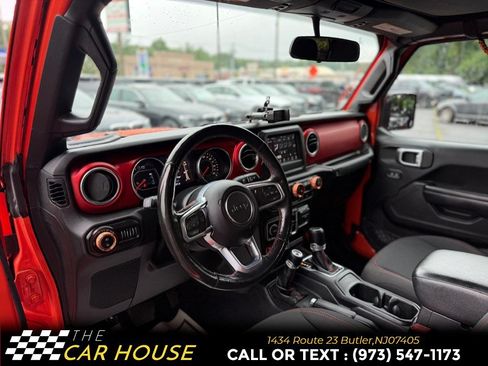 Used 2020 Jeep Gladiator Rubicon w/ LED Lighting Group AWD/4WD image 15