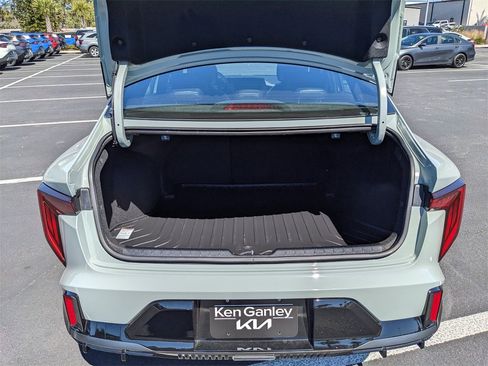 Certified 2025 Kia K4 GT-Line image 12