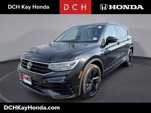 Used 2024 Volkswagen Tiguan SE R-Line image 1