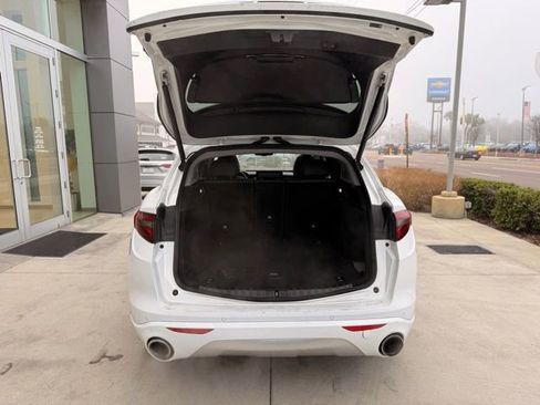 Used 2020 Alfa Romeo Stelvio Ti w/ Active Blind Spot Package image 6