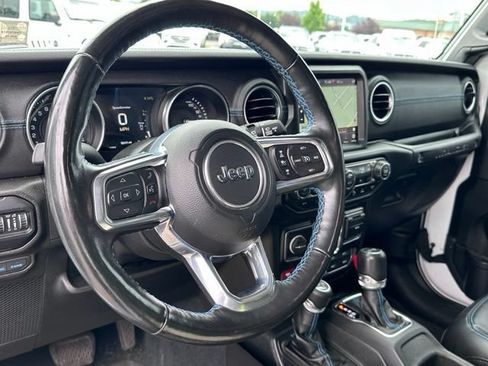 Used 2022 Jeep Wrangler Unlimited Rubicon 4xe w/ Steel Bumper Group AWD/4WD image 16