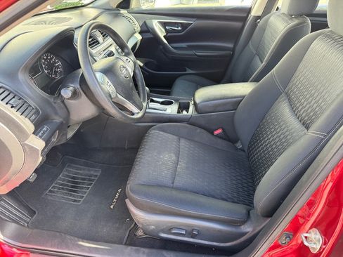 Used 2017 Nissan Altima 2.5 S w/ Power Driver Seat Package FWD image 14
