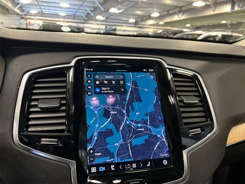 Certified 2024 Volvo XC90 B6 Plus w/ Protection Package Premier image 13