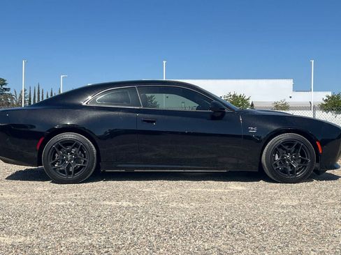 Used 2024 Dodge Charger Daytona R/T w/ Plus Group AWD/4WD image 9