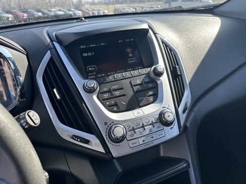 Used 2017 GMC Terrain SLE image 16