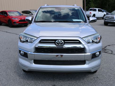 Used 2020 Toyota 4Runner Limited AWD/4WD image 11