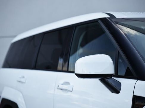 Used 2024 Hyundai Santa Fe SE image 3