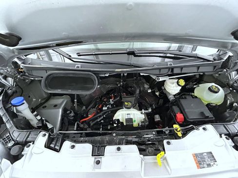 Used 2023 Ford E-Transit Low Roof RWD image 22