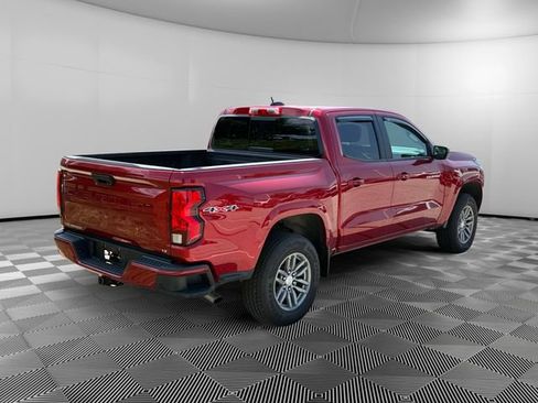 Used 2024 Chevrolet Colorado LT w/ LT Convenience Package AWD/4WD image 5