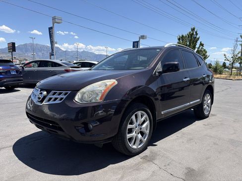 Used 2013 Nissan Rogue SL FWD image 3