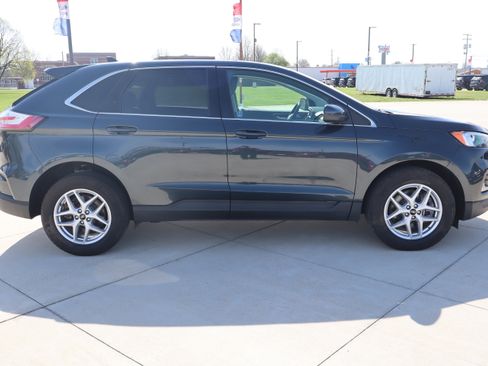 Used 2024 Ford Edge SEL w/ Convenience Package AWD/4WD image 5