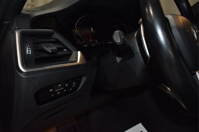 Used 2020 BMW 330i xDrive Sedan w/ Convenience Package AWD/4WD image 22