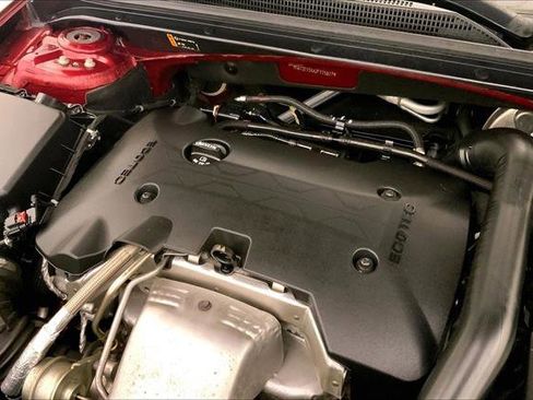 Used 2018 Chevrolet Malibu Premier w/ Premier Sun and Wheel Package image 31