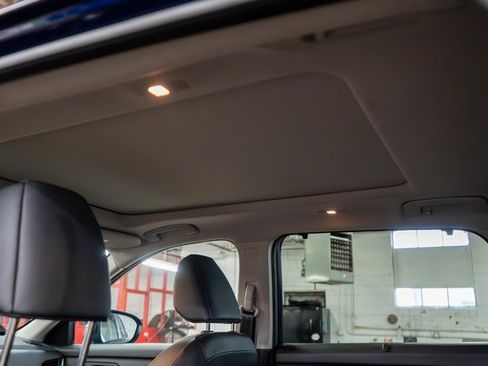 Used 2025 Nissan Rogue SV w/ SV Premium Package image 13