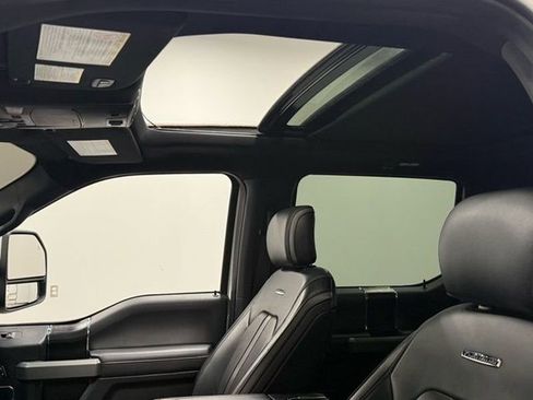 Used 2019 Ford F250 Platinum w/ Platinum Ultimate Package image 36