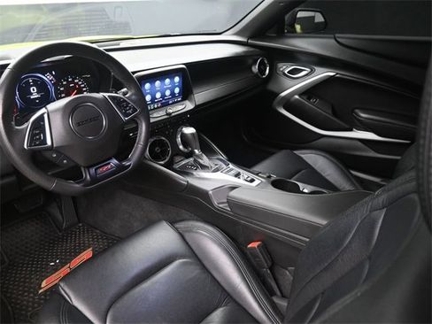 Used 2021 Chevrolet Camaro SS image 20