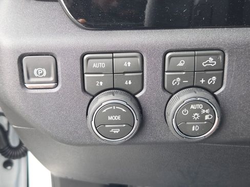 New 2026 Chevrolet Silverado 1500 RST AWD/4WD image 25