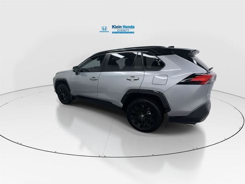 Used 2024 Toyota RAV4 XSE w/ Weather Package AWD/4WD image 8
