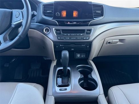 Used 2020 Honda Pilot EX-L image 11