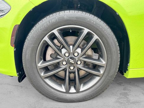 Used 2019 Dodge Charger SXT w/ Blacktop Package AWD/4WD image 13