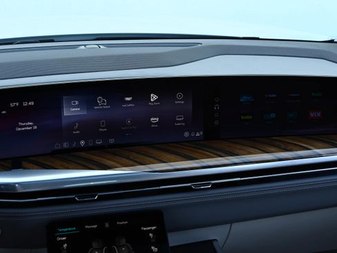 Used 2025 Cadillac Escalade Sport Platinum w/ LPO, Floor Liner Package image 43