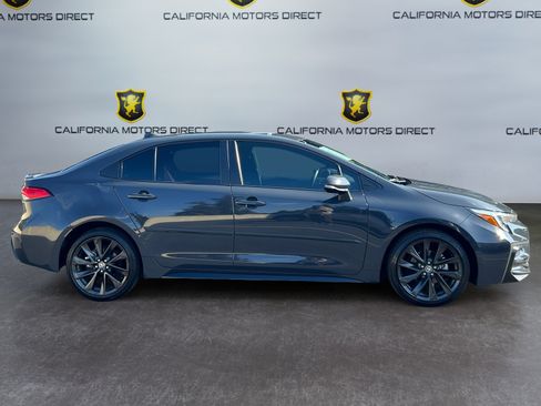 Used 2024 Toyota Corolla SE FWD image 4