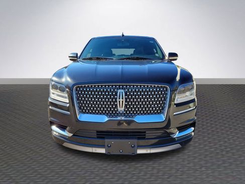 Used 2020 Lincoln Navigator Reserve image 2