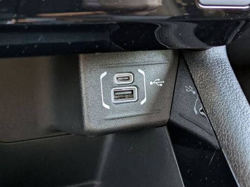 New 2026 Jeep Compass Limited image 23