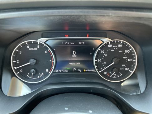 Used 2024 Nissan Rogue S AWD/4WD image 10