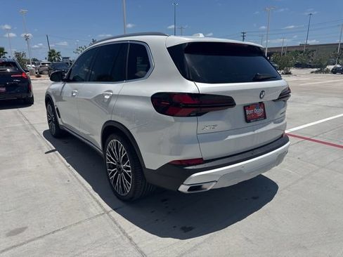 New 2026 BMW X5 sDrive40i w/ Premium Package RWD image 4