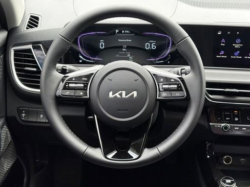 New 2026 Kia Seltos S image 27