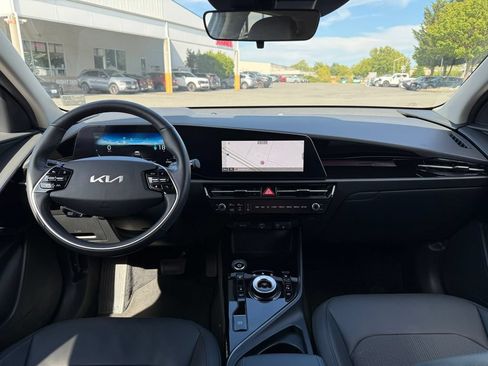 Certified 2023 Kia Niro Wind w/ Wind Preserve Package FWD image 21