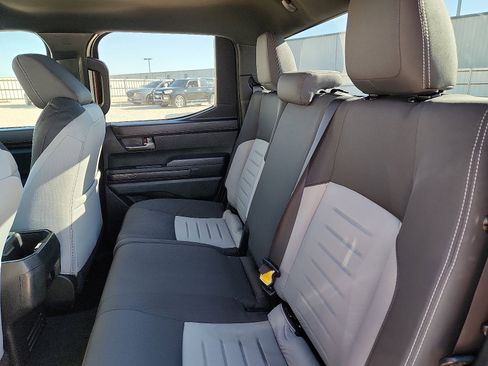 Used 2025 Toyota Tacoma TRD Sport image 10