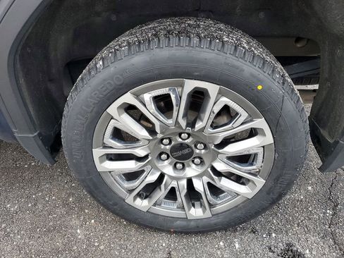 Used 2023 GMC Sierra 1500 Denali Ultimate image 32