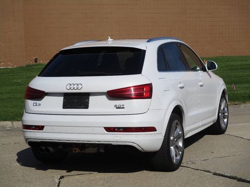 Used 2016 Audi Q3 2.0T Premium Plus w/ Technology Package AWD/4WD image 7