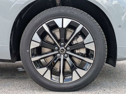 New 2026 Volvo XC60 T8 Plus w/ Protection Package Premier AWD/4WD image 11