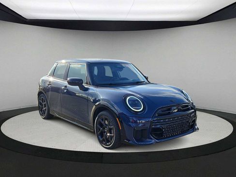 New 2026 MINI Cooper S image 2